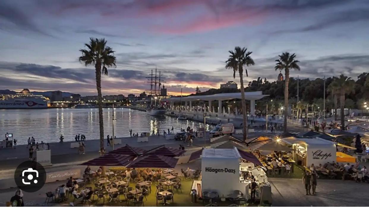 Apto Stella Malaga Zewnętrze zdjęcie